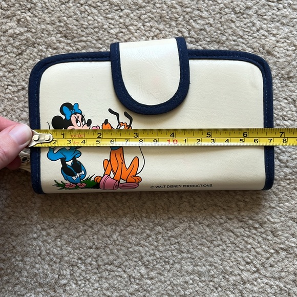 Vintage Girls’ Walt Disney Productions Minnie Mouse and Pluto Wristlet Wallet - Picture 15 of 15